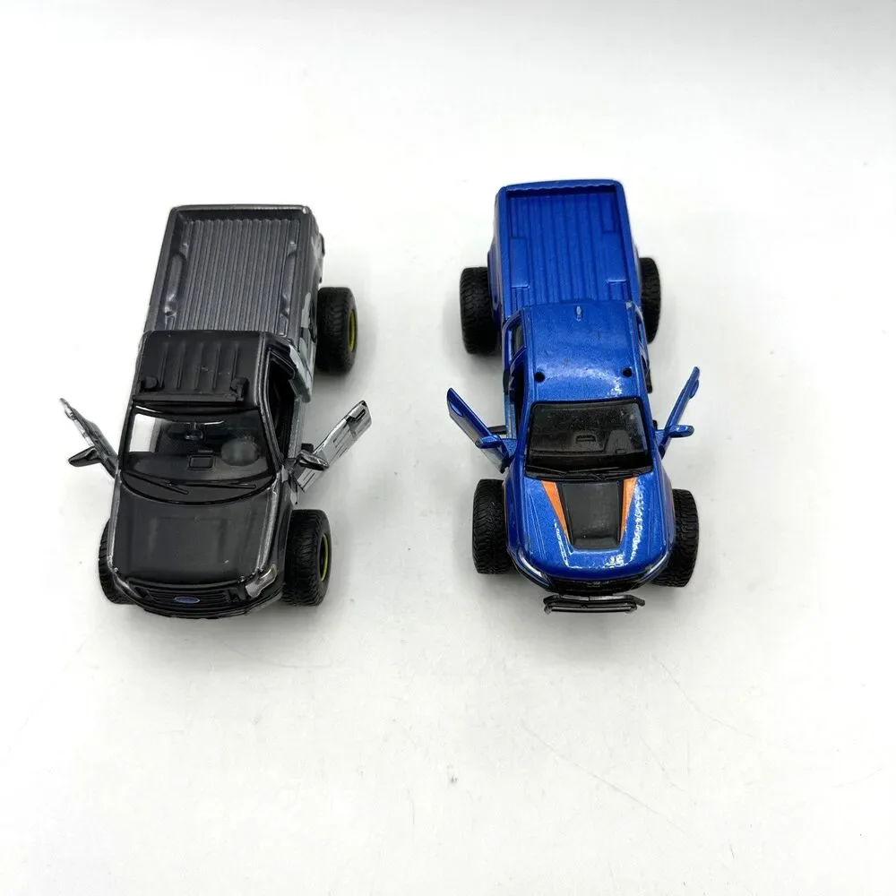 Lot of 2 Maisto 4x4 Ford F150 XL Pickup SEVERE OFF ROAD & Chevrolet 4x4 Pickup